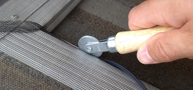 metal screen door repair in Evanston, Illinois